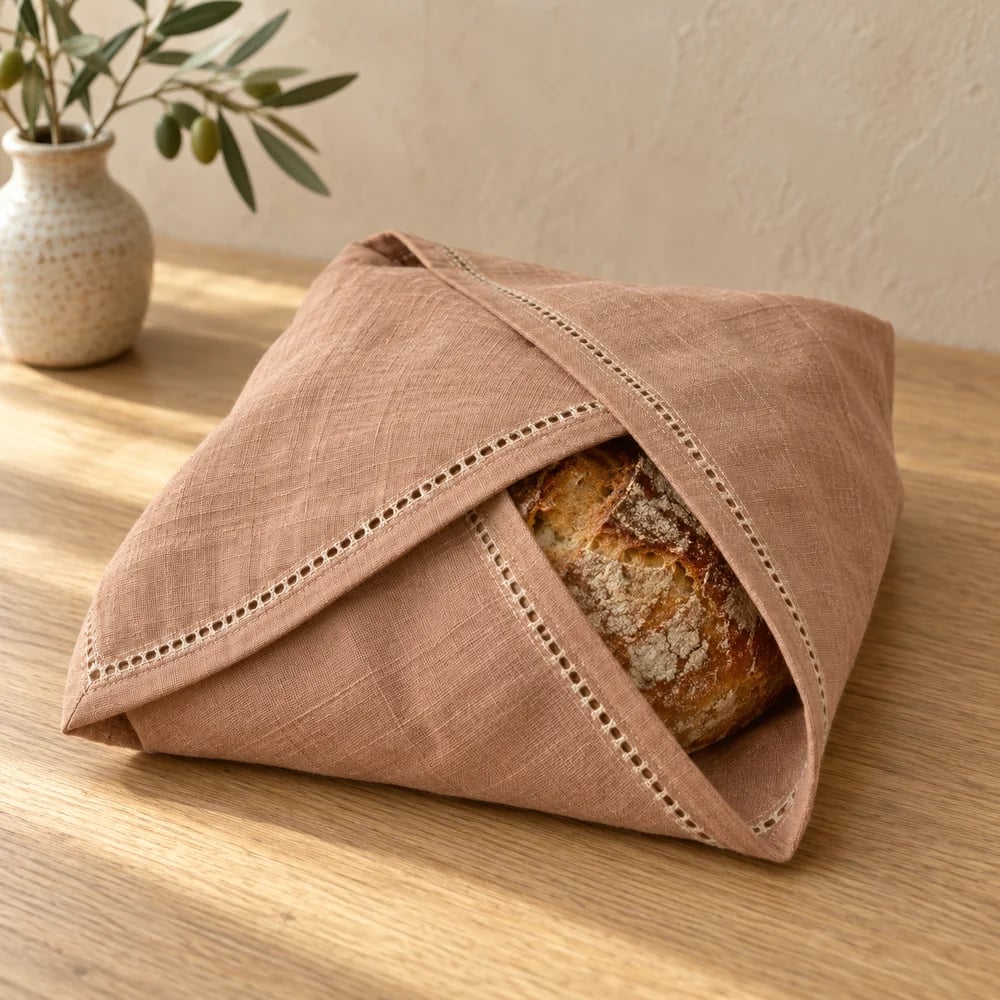 Bread wrap in clay