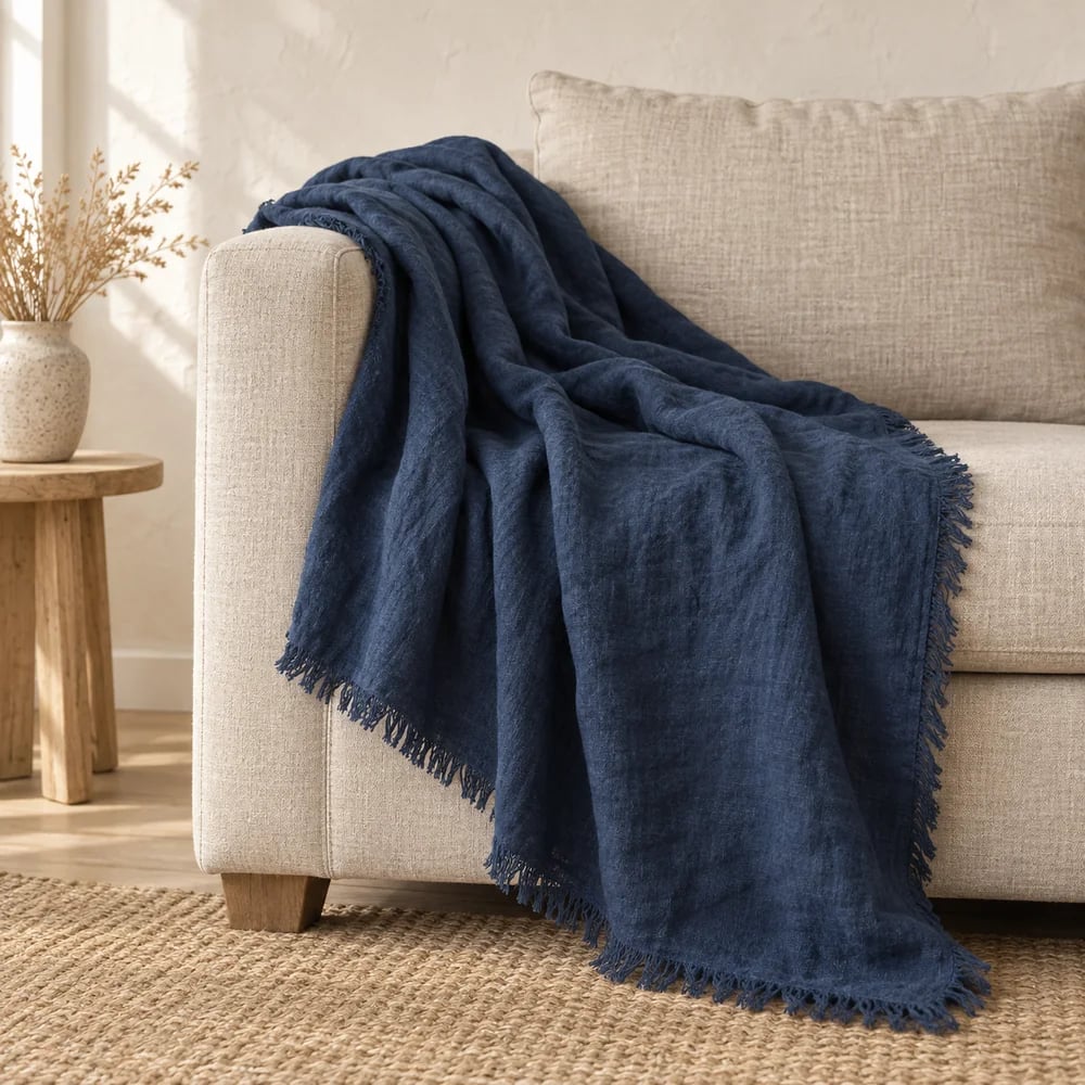 Stonewashed linen throw in navy